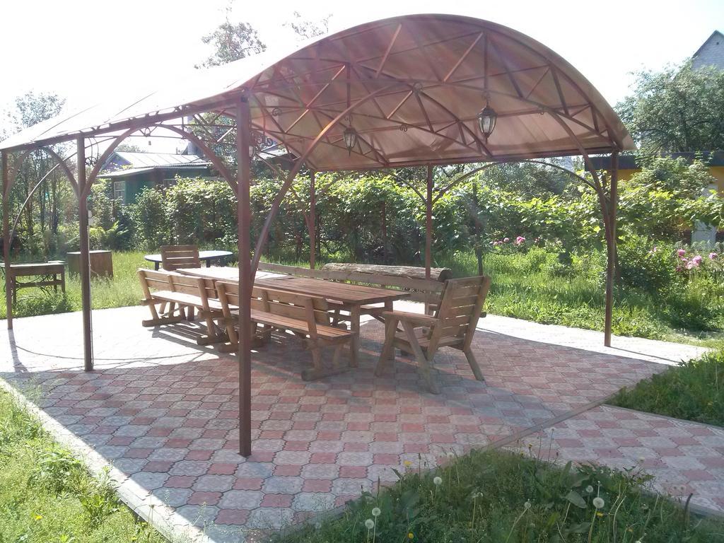 Guest House Svoyaky Gomel Habitación foto